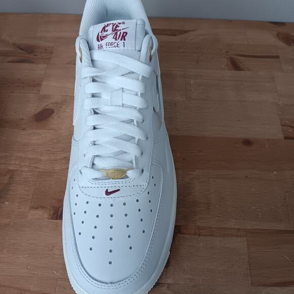 Nike Air Force 1 '07 Premium History Of Logos White Sail Womens 10 Mens 8.5 NWB - Picture 11 of 15